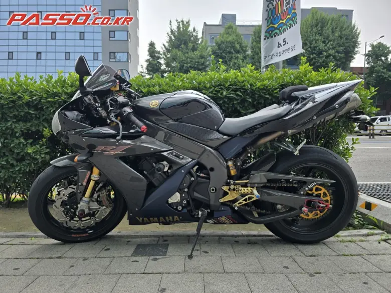 Yamaha YZF R1 SP