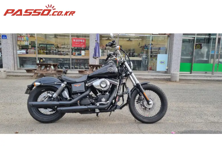 Harley-Davidson Dyna Street Bob