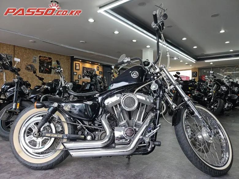 Harley-Davidson Seventy Two