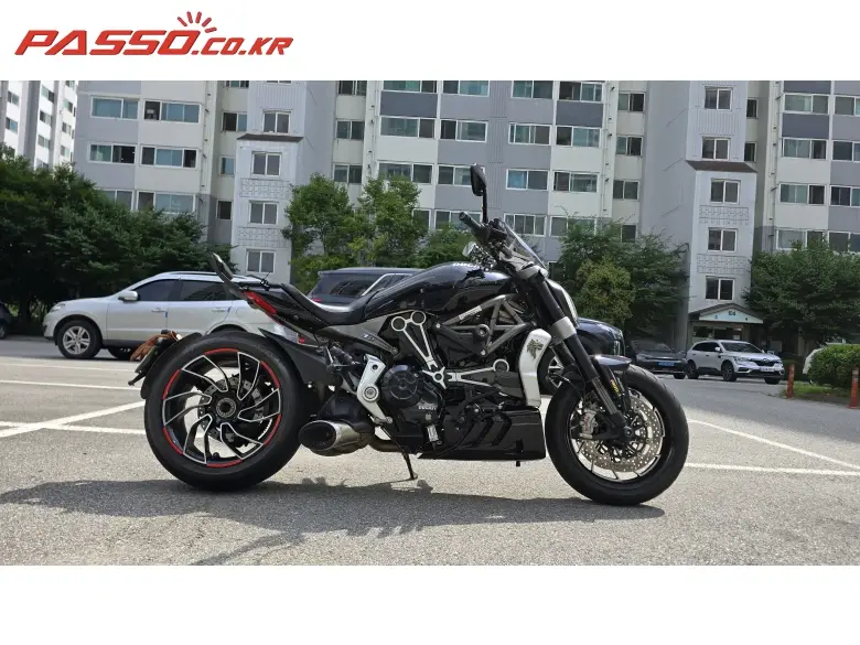 Ducati X Diavel S
