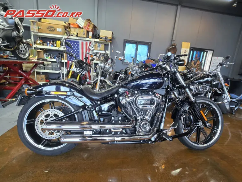 Harley-Davidson Breakout 114