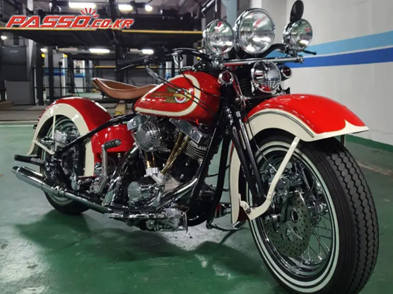 Harley-Davidson FLH