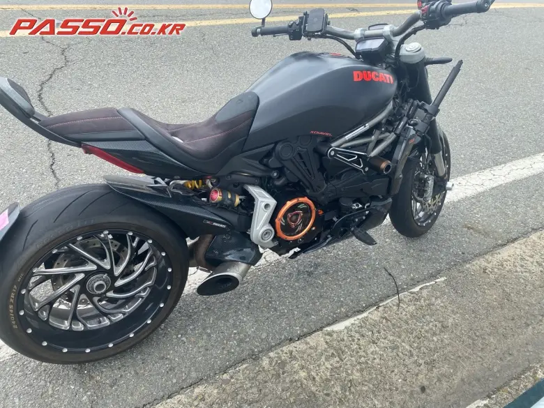 Ducati X Diavel