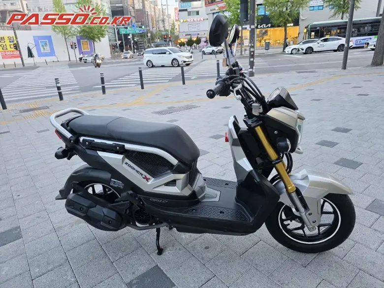 Honda Zoomer X
