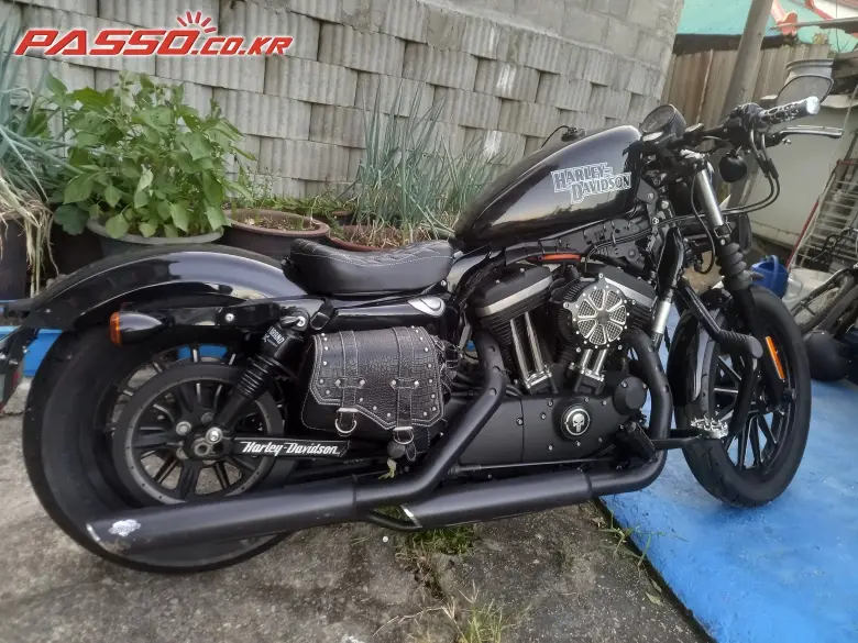 Harley-Davidson Iron 883