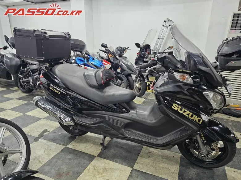 Suzuki Burgman 650