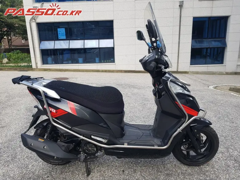 KR / S&T / Hyosung Beaver 125 V Deluxe