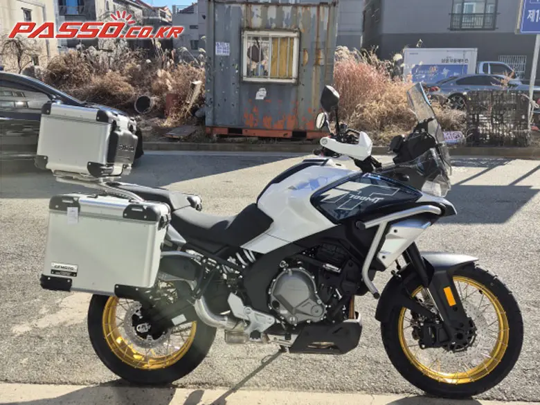 CFMoto 700 MT