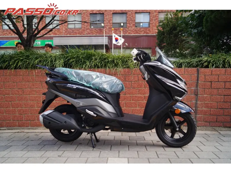 Suzuki Burgman Street 125 EX