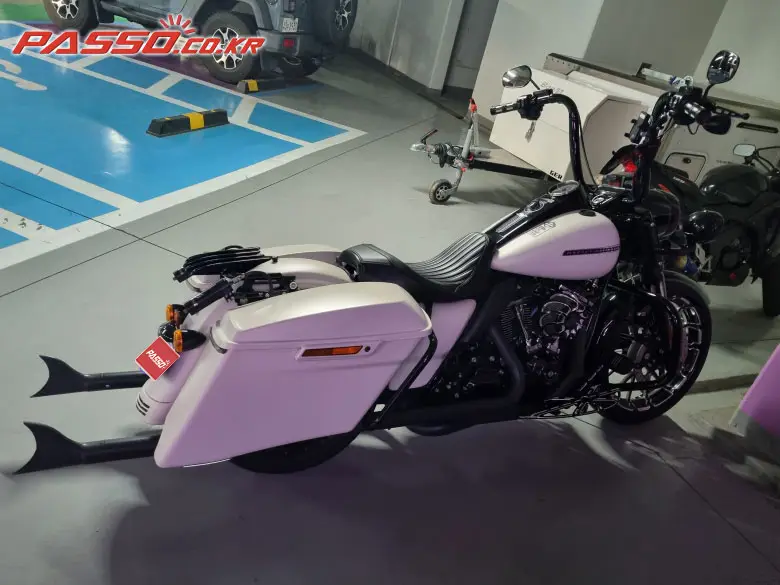 Harley-Davidson Road King Special