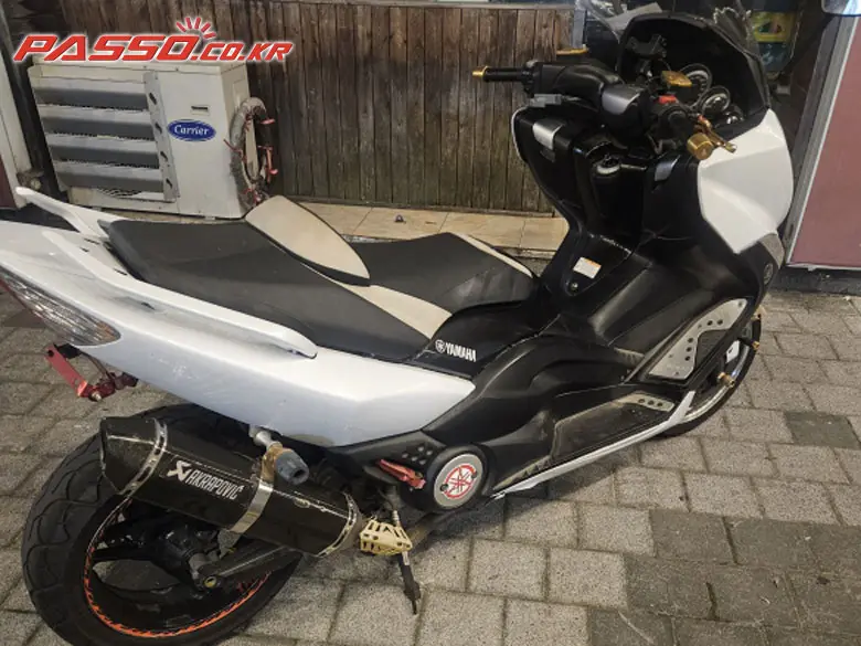 Yamaha TMAX