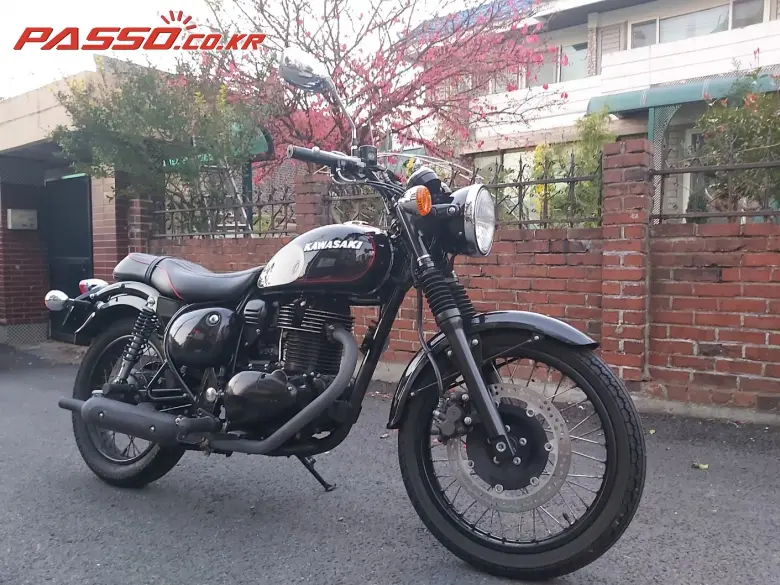 Kawasaki Estrella