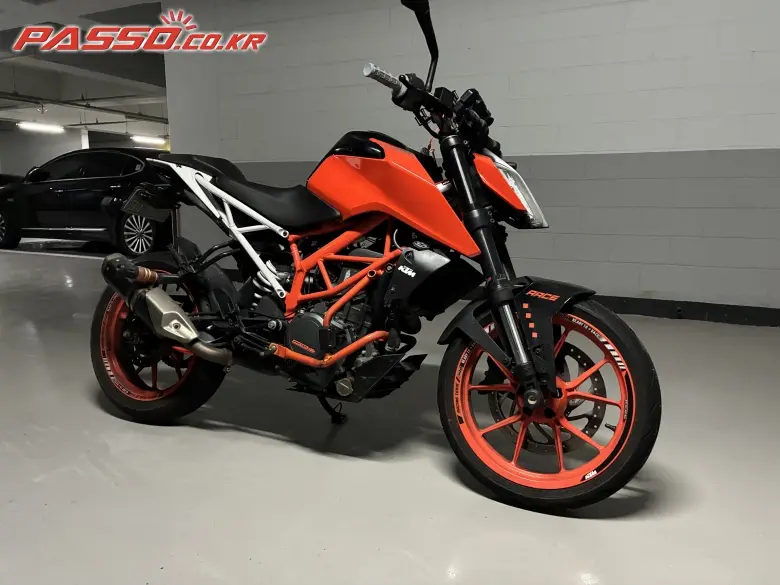 KTM 390 Duke