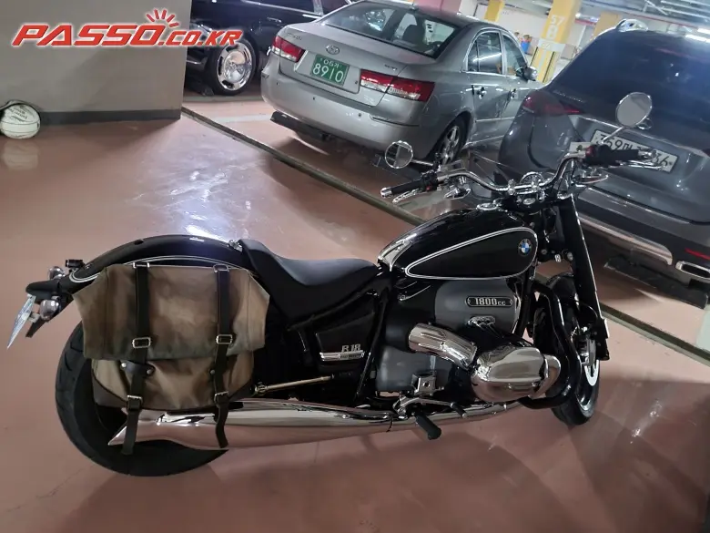 BMW R 18