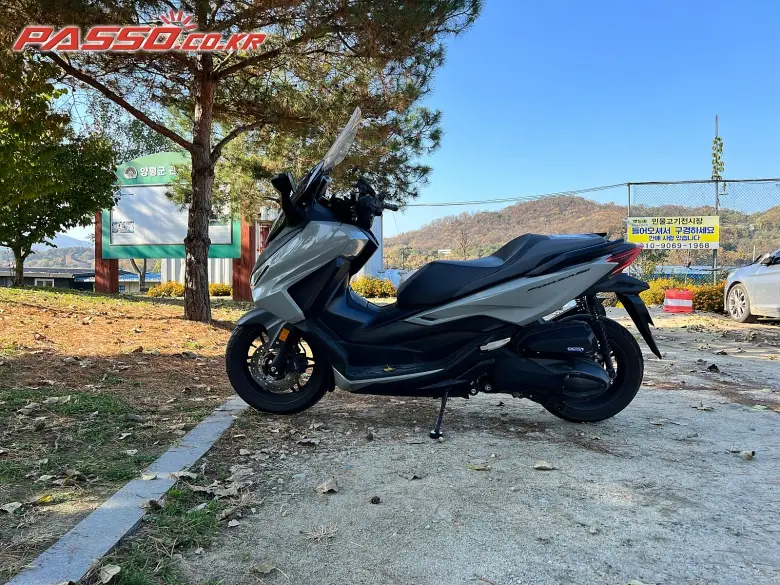 Honda Forza 350