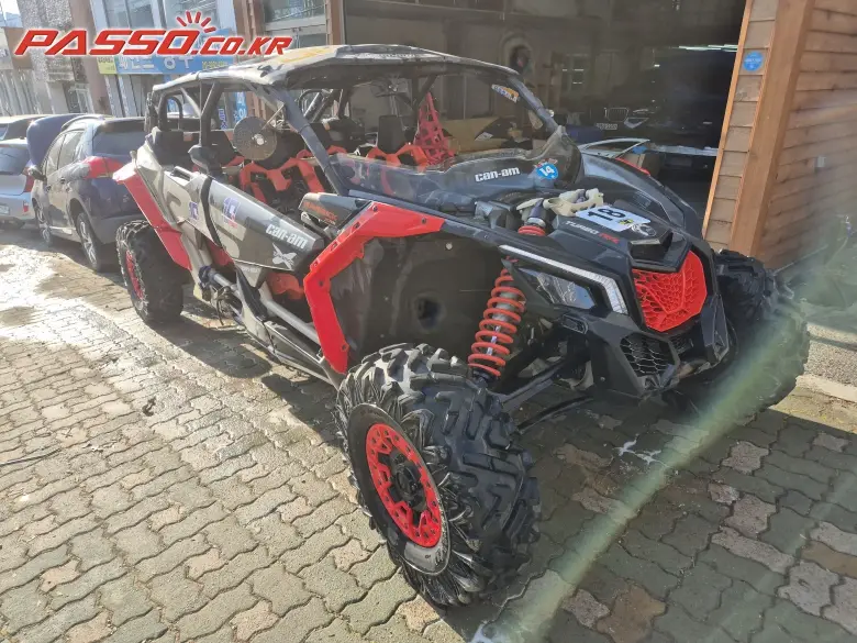 Can-Am Maverick X RS Turbo 1000