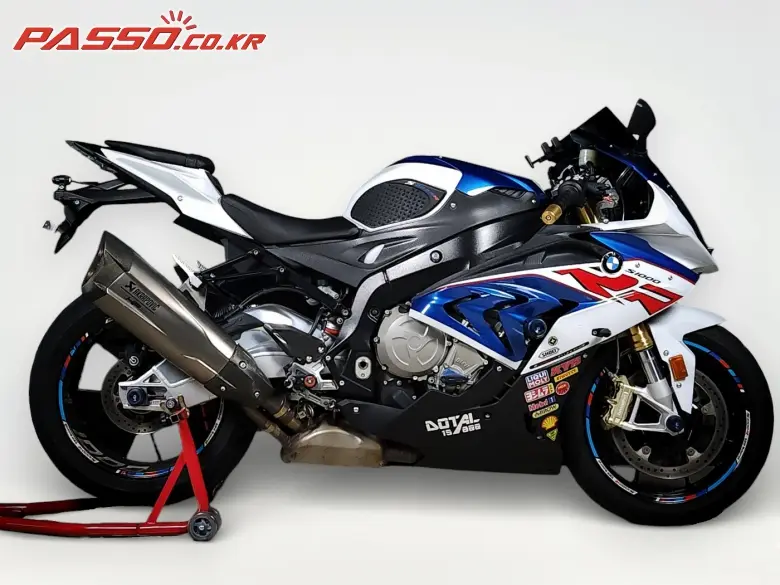 BMW S 1000 RR