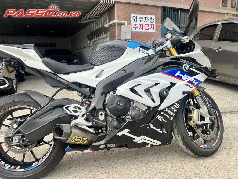 BMW S 1000 RR