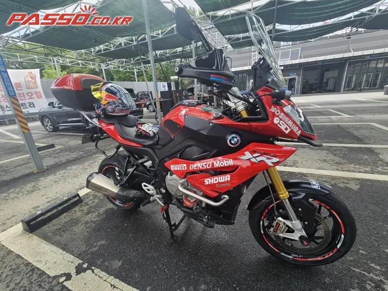BMW S 1000 XR