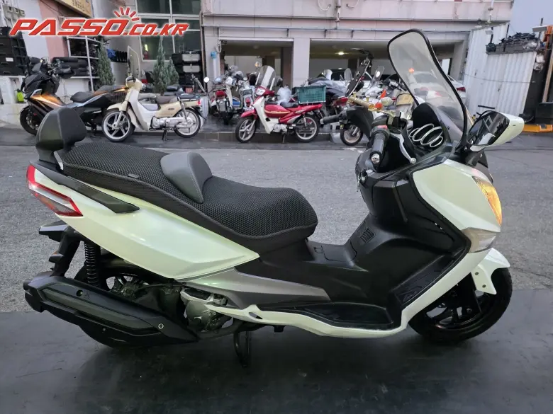 SYM Joymax 300 i