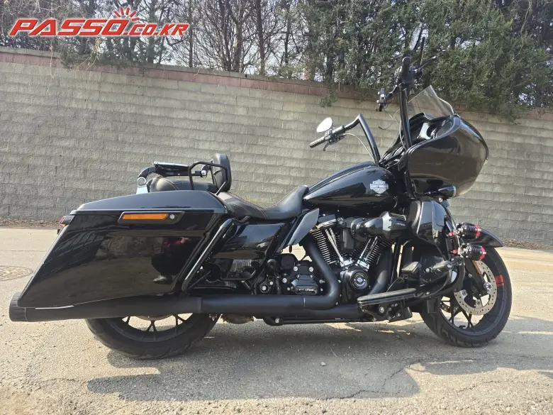 Harley-Davidson Road Glide Special