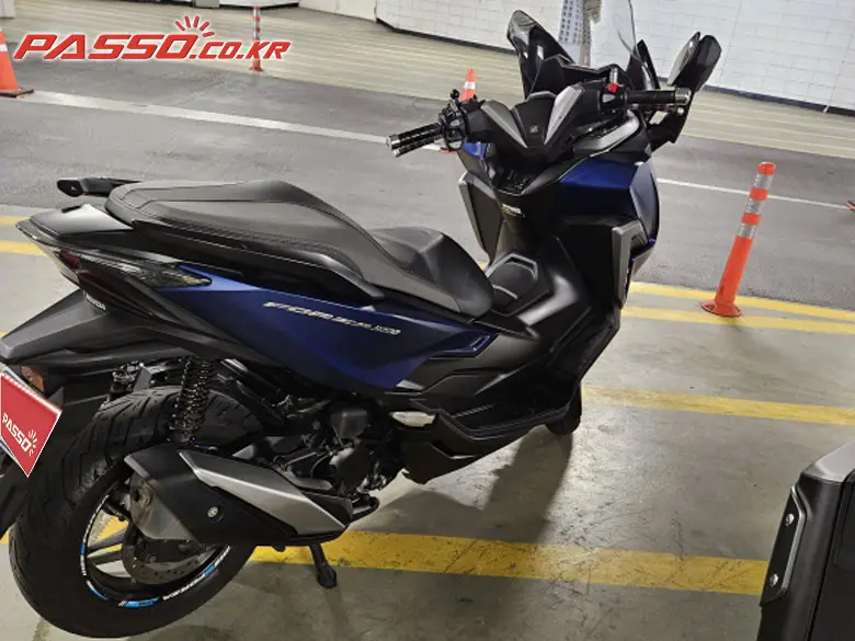 Honda Forza 350