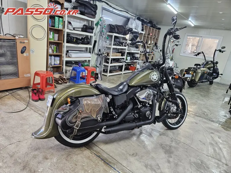 Harley-Davidson Dyna Street Bob