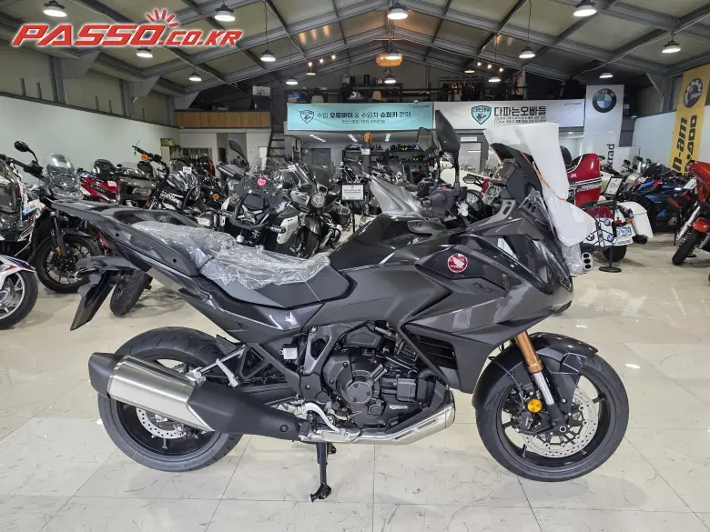 Honda NT 1100 DCT