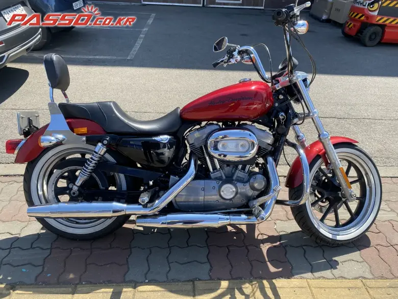 Harley-Davidson 883 Low