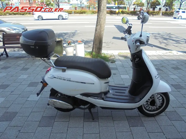 Chakhan Scooter Yars 125 GT 2