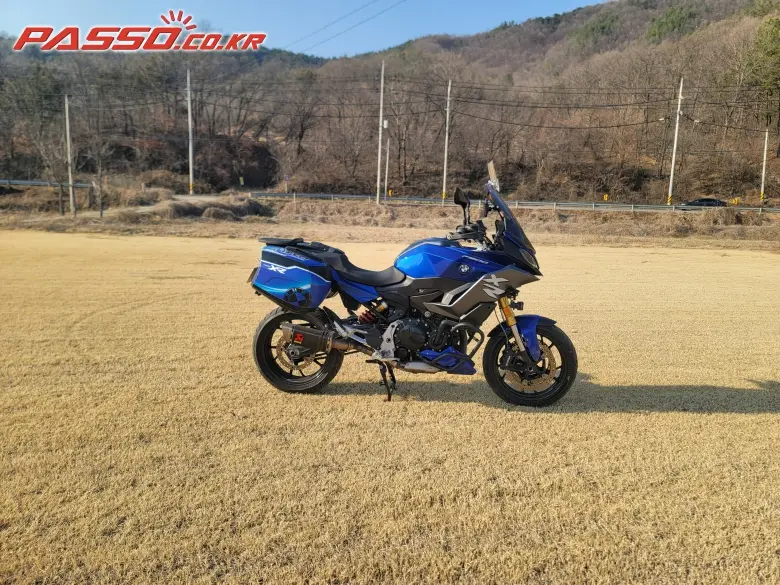 BMW F 900 XR