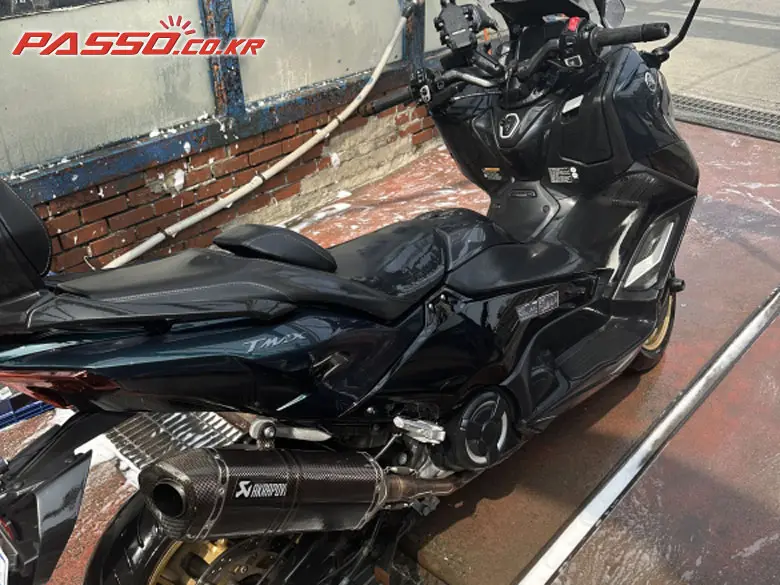 Yamaha TMAX 560