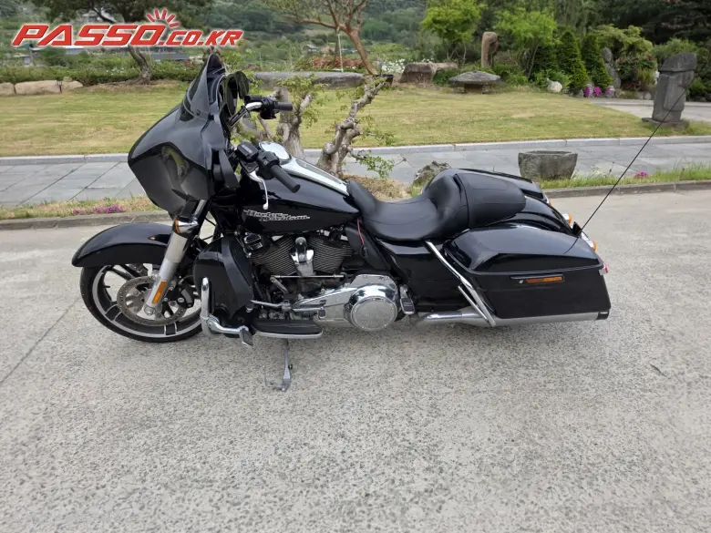 Harley-Davidson Street Glide