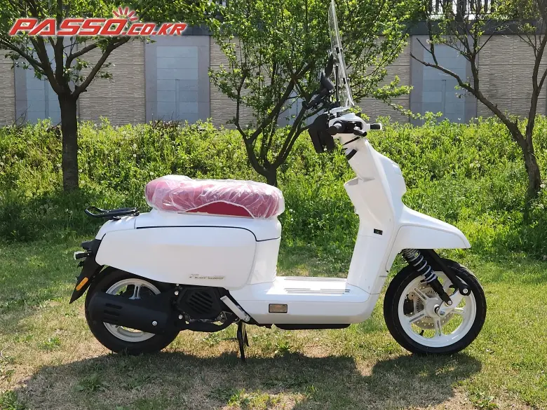 Keeway Flora 125