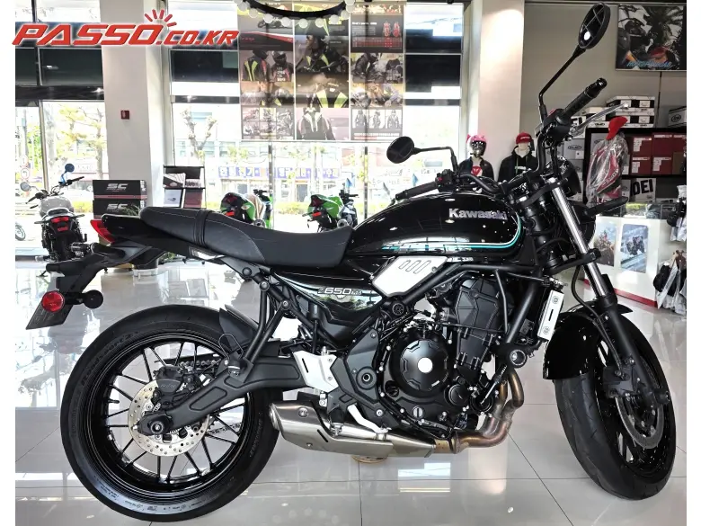 Kawasaki Z 650 RS ABS
