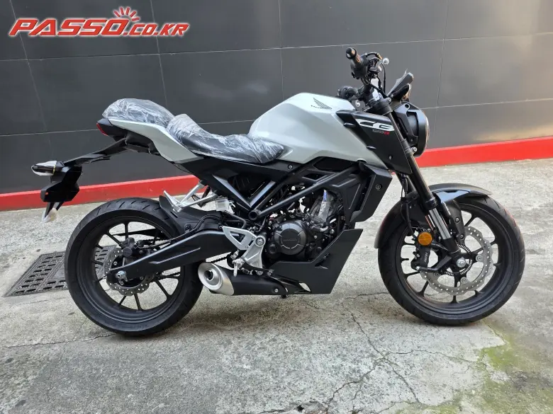 Honda CB 125 R