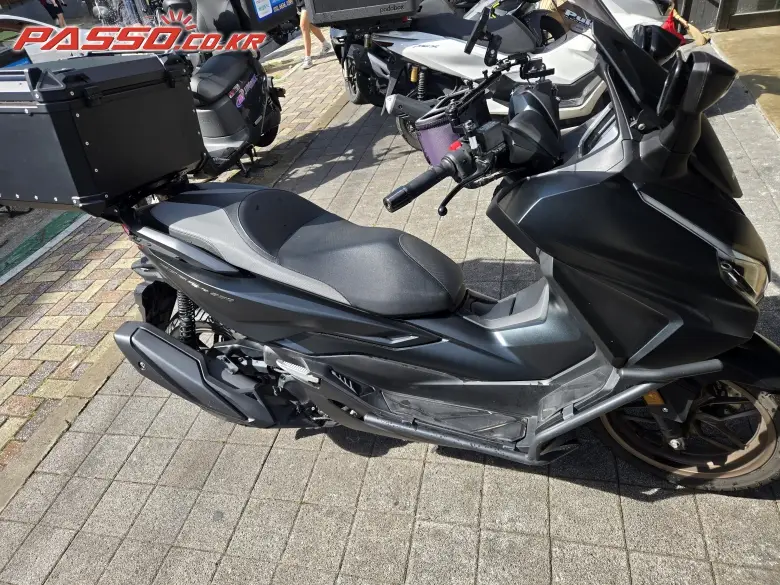 Honda Forza 350