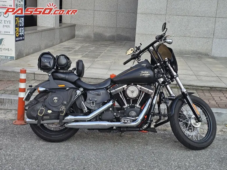 Harley-Davidson Dyna Street Bob