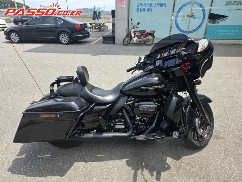 Harley-Davidson Street Glide