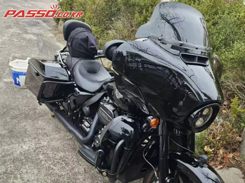 Harley-Davidson Street Glide Special