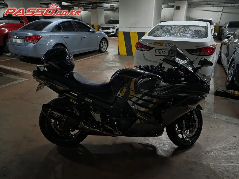 Kawasaki ZZR 1400