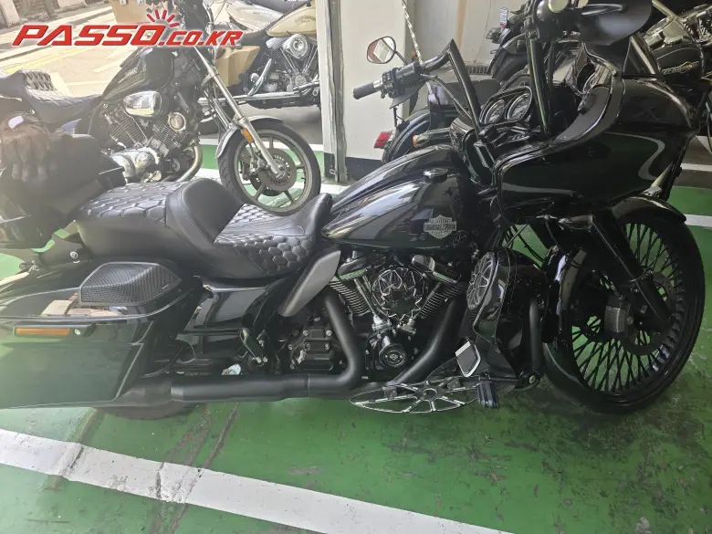 Harley-Davidson Road Glide ST