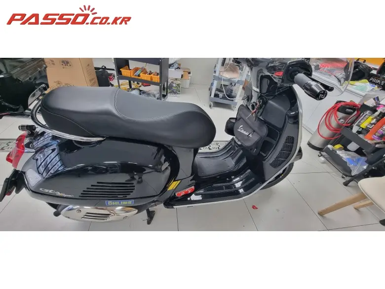 Vespa GTS 300 Super Tech