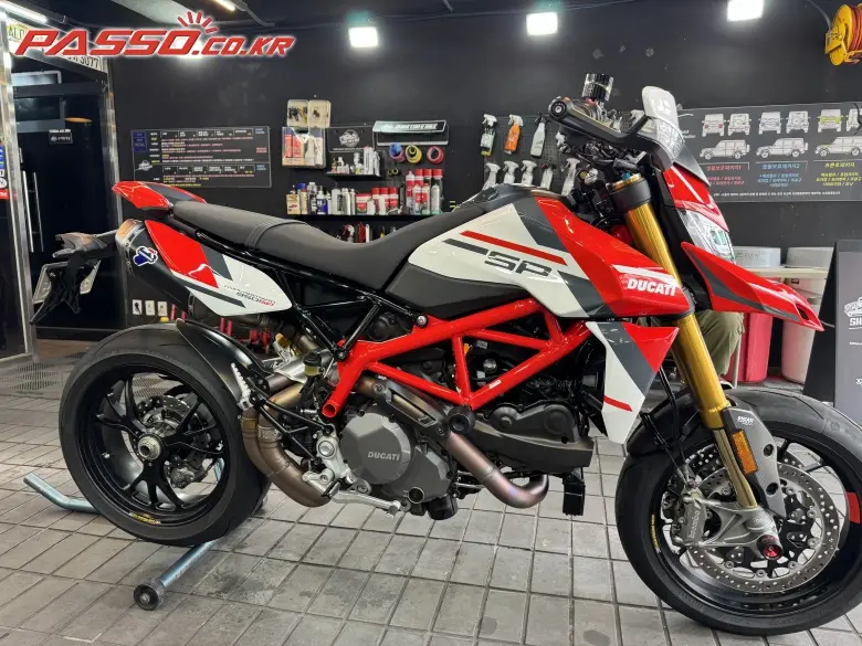 Ducati Hypermotard 950 SP