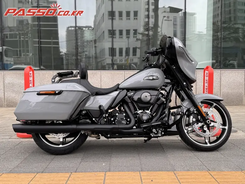 Harley-Davidson Street Glide Special