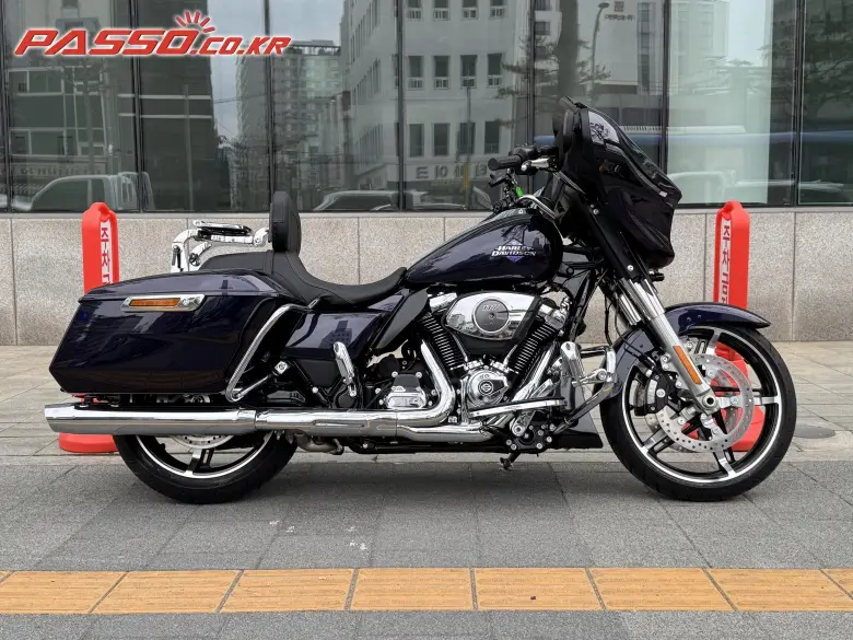 Harley-Davidson Street Glide Special