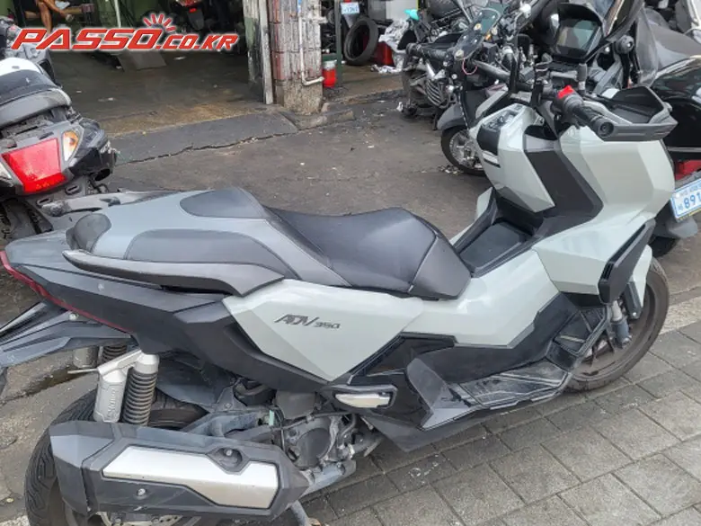 Honda ADV 350