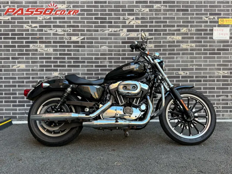 Harley-Davidson Sportster 1200 Custom