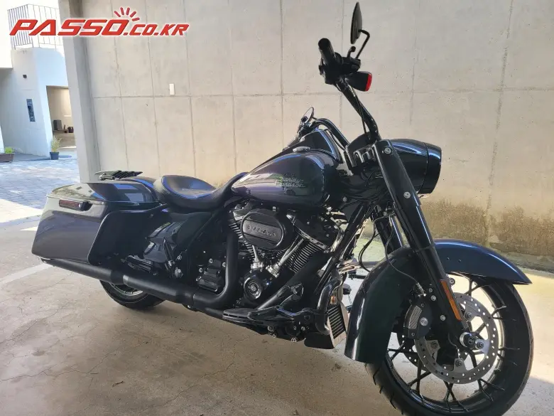 Harley-Davidson Road King Special