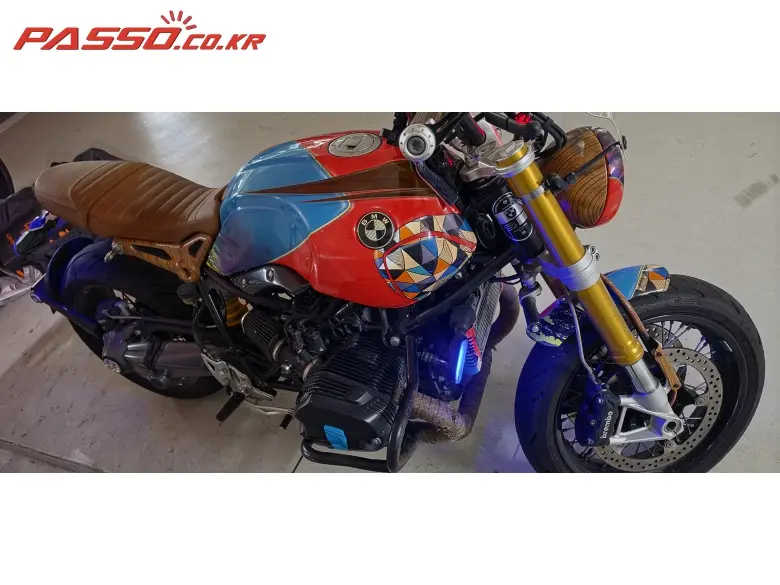 BMW R Nine T